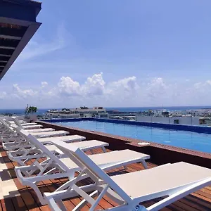 https://piedra-azul-106-607.quintano-roohotels.com